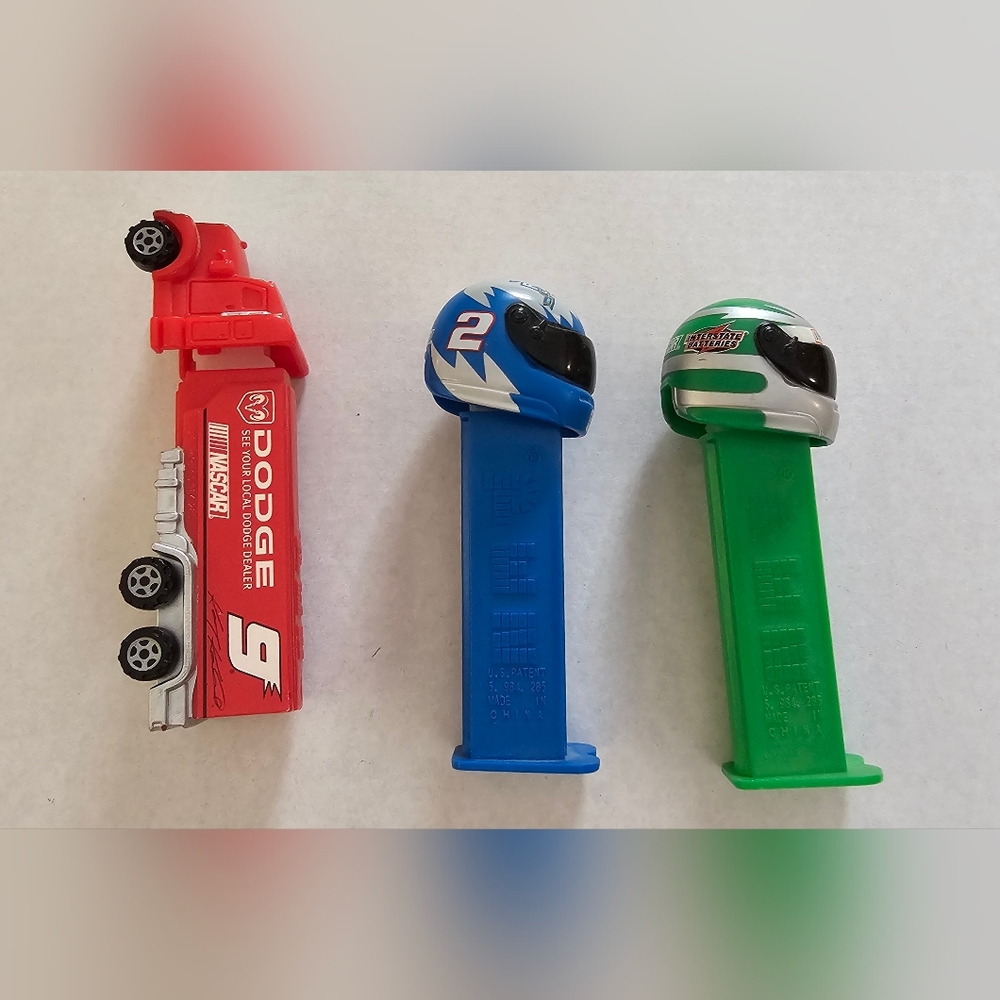 Set Of 4 Nascar Pez Dispensers